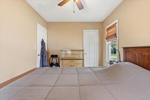 637 7th Avenue S, South Saint Paul, MN 55075
