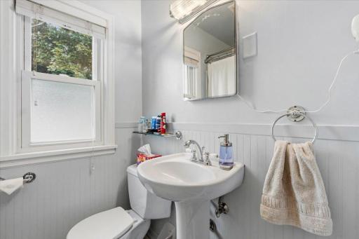 637 7th Avenue S, South Saint Paul, MN 55075