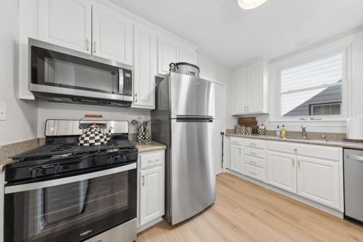 5100 W 40th Street, Minneapolis, MN 55416