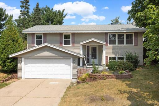 Welcome to 5121 148th Path in Apple Valley