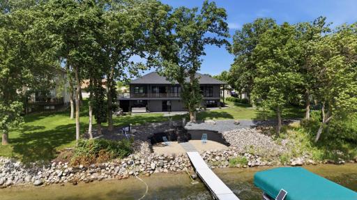 826 Shorewood Drive, Detroit Lakes, MN 56501