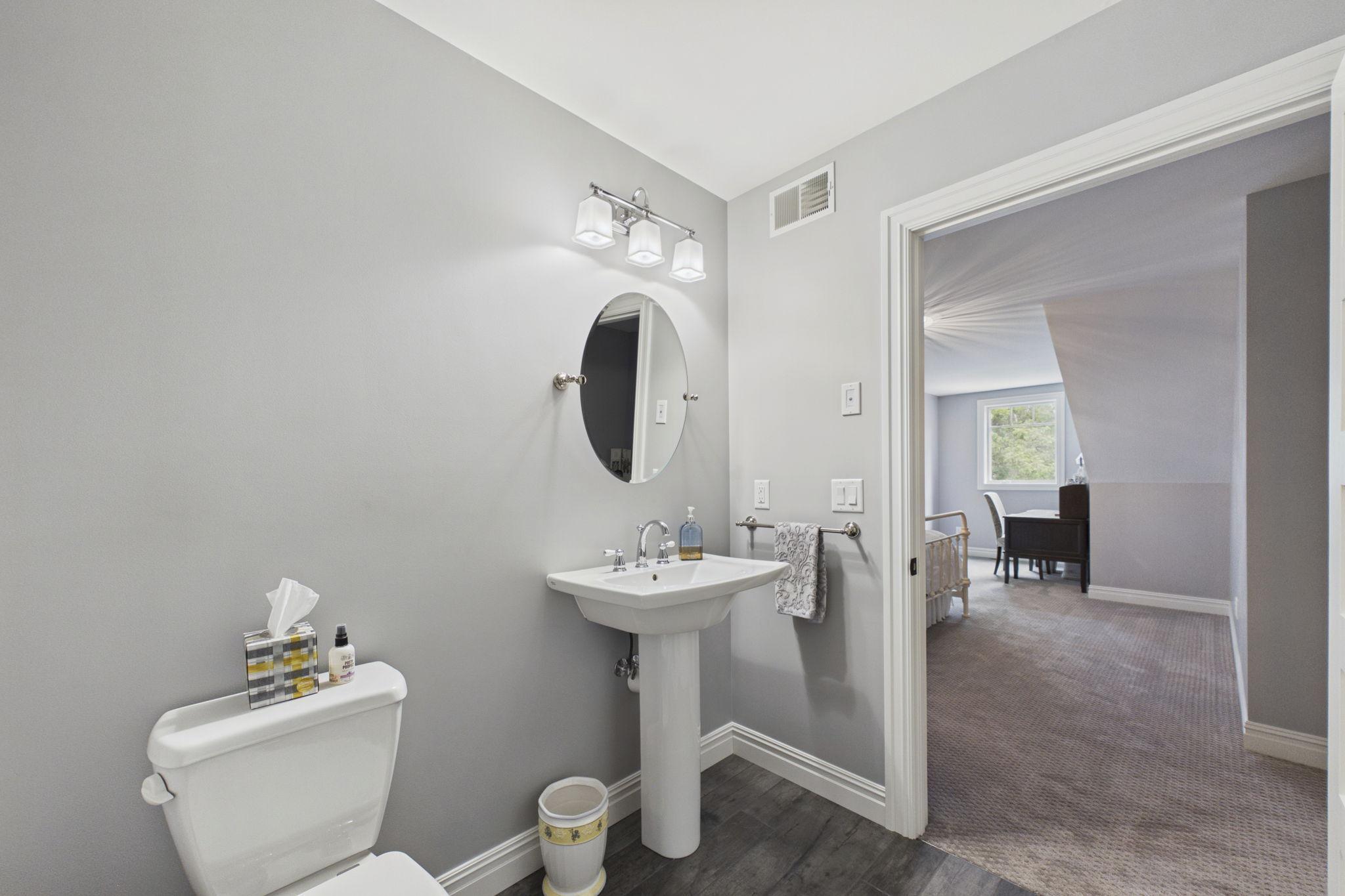 Ensuite bathroom