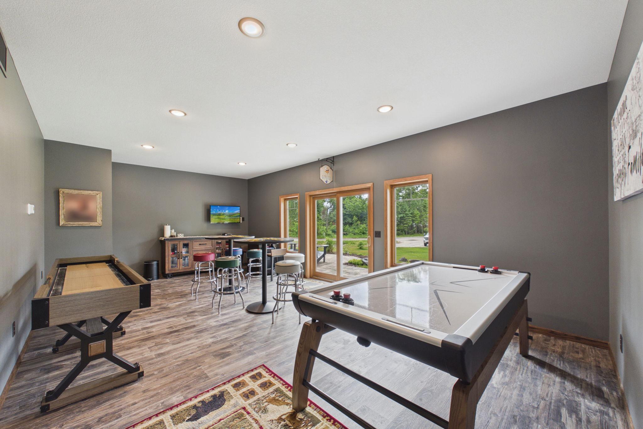Entertainment room