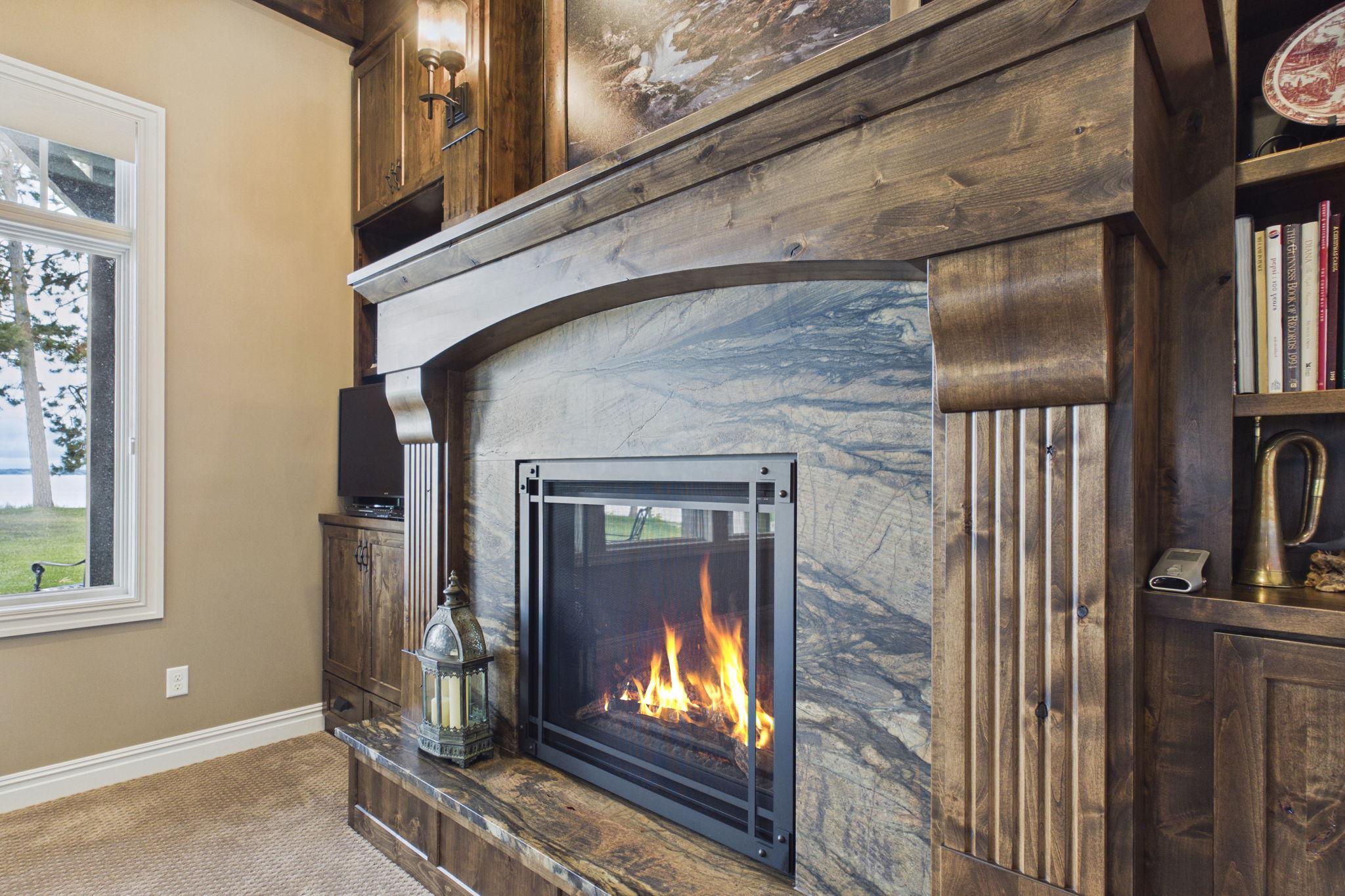 Gas fireplace