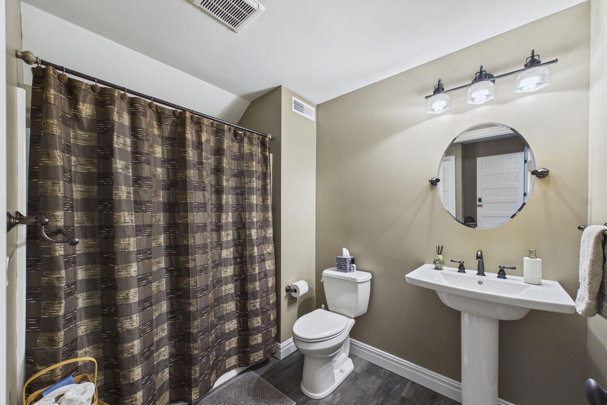 Ensuite bathroom
