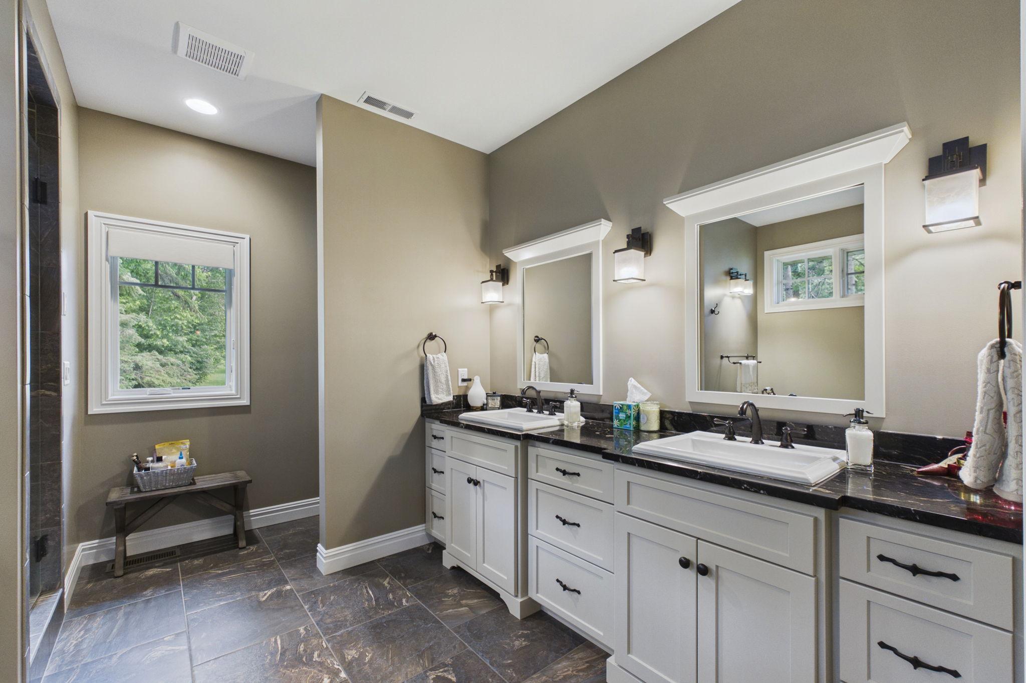 Spacious bathroom