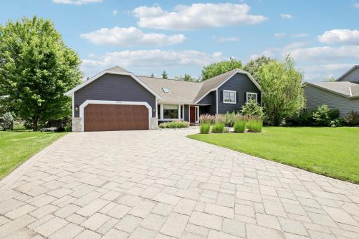 10820 46th Place N, Minneapolis, MN 55442