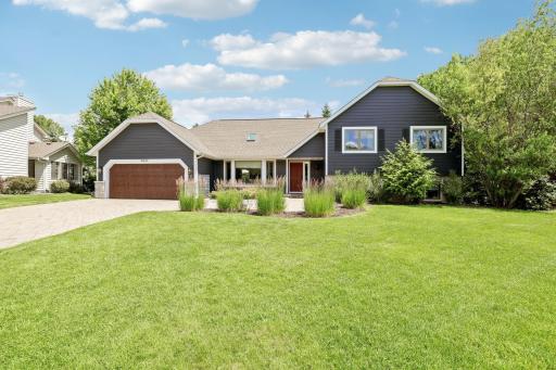 10820 46th Place N, Minneapolis, MN 55442