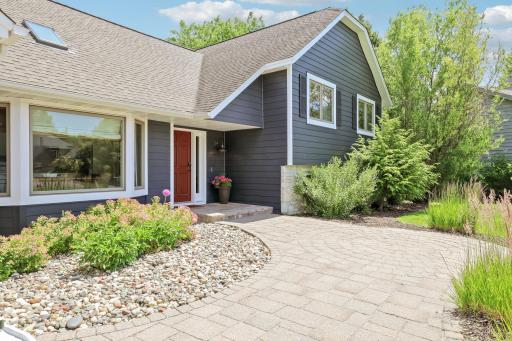 10820 46th Place N, Minneapolis, MN 55442