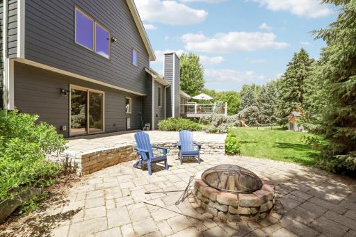 10820 46th Place N, Minneapolis, MN 55442