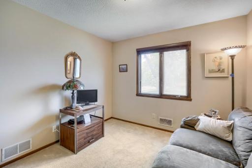 2284 Standridge Avenue - Web Quality - 018 - 18 Family Room.jpg