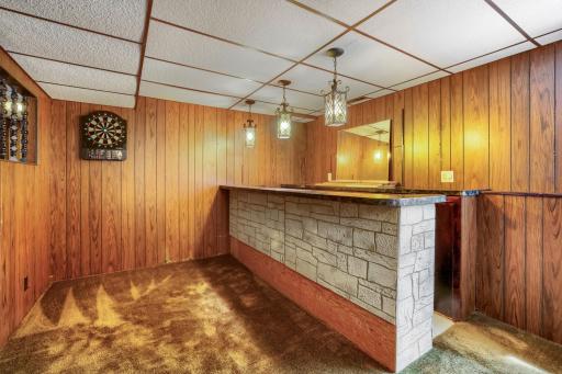 2284 Standridge Avenue - Web Quality - 016 - 16 Family Room.jpg
