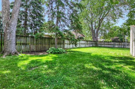 2284 Standridge Avenue - Web Quality - 027 - 27 Exterior Rear.jpg