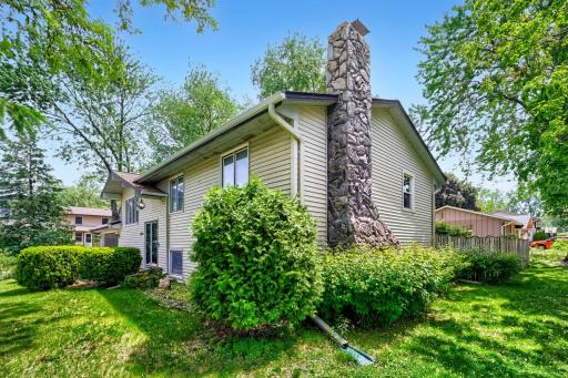 2284 Standridge Avenue - Web Quality - 025 - 25 Exterior Rear.jpg
