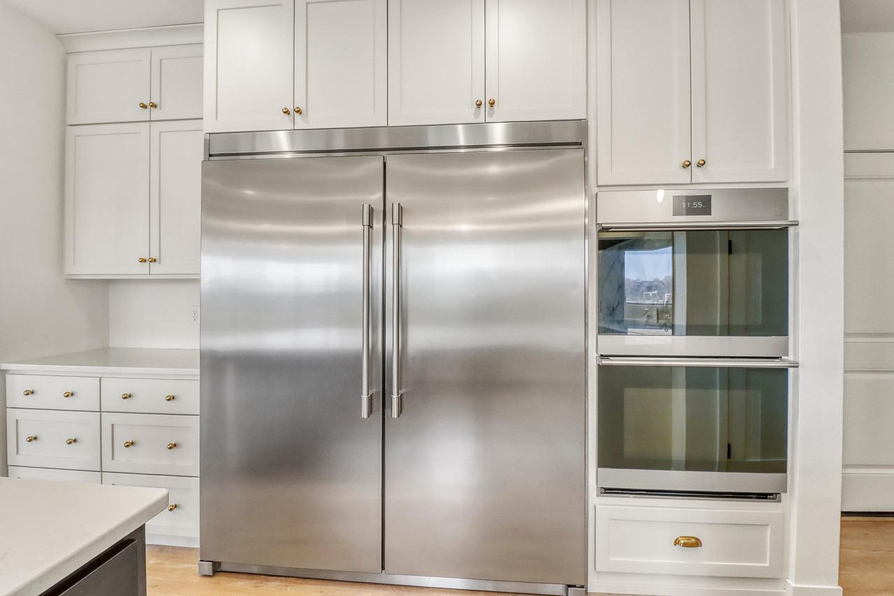 Kitchen1_90-1280.JPG