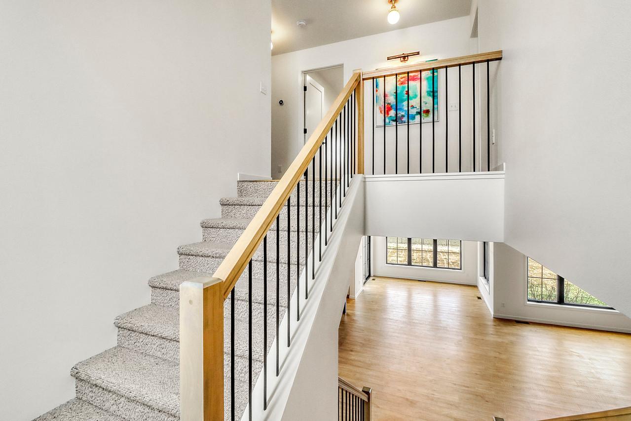 Stairway1_0-1280.JPG