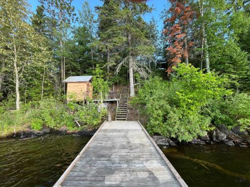 Dock to steps
