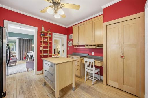 1041 5th Street N, Fargo, ND 58102