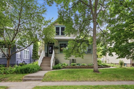 1041 5th Street N, Fargo, ND 58102
