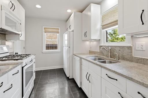 Bright kitchen with plenty of cabinet and counter space