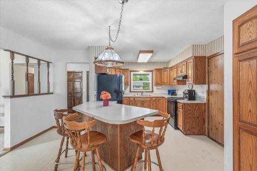 7400 Concerto Curve NE, Fridley, MN 55432