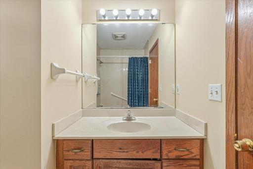 7400 Concerto Curve NE, Fridley, MN 55432