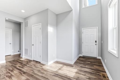 4225 Corn Silk Way, Saint Paul, MN 55129
