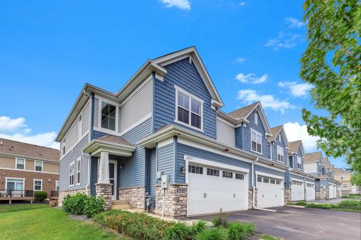 4225 Corn Silk Way, Saint Paul, MN 55129
