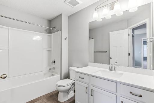 4225 Corn Silk Way, Saint Paul, MN 55129