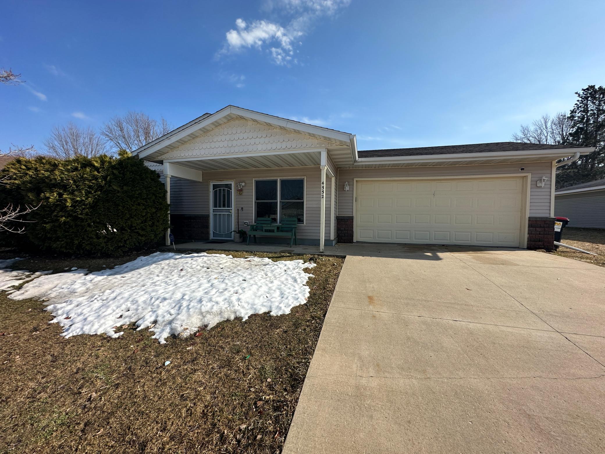 4552 Manor Brook Ln. NW