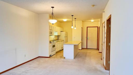 1776 Maryland Avenue E, 204, Saint Paul, MN 55106