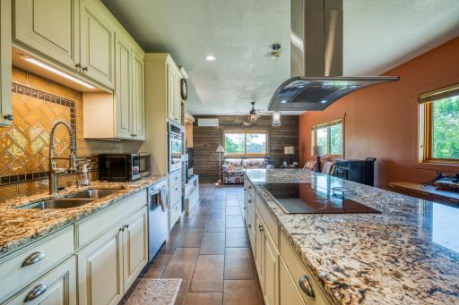 2542 Otter Road NE, Bemidji, MN 56601