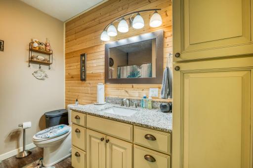 2542 Otter Road NE, Bemidji, MN 56601
