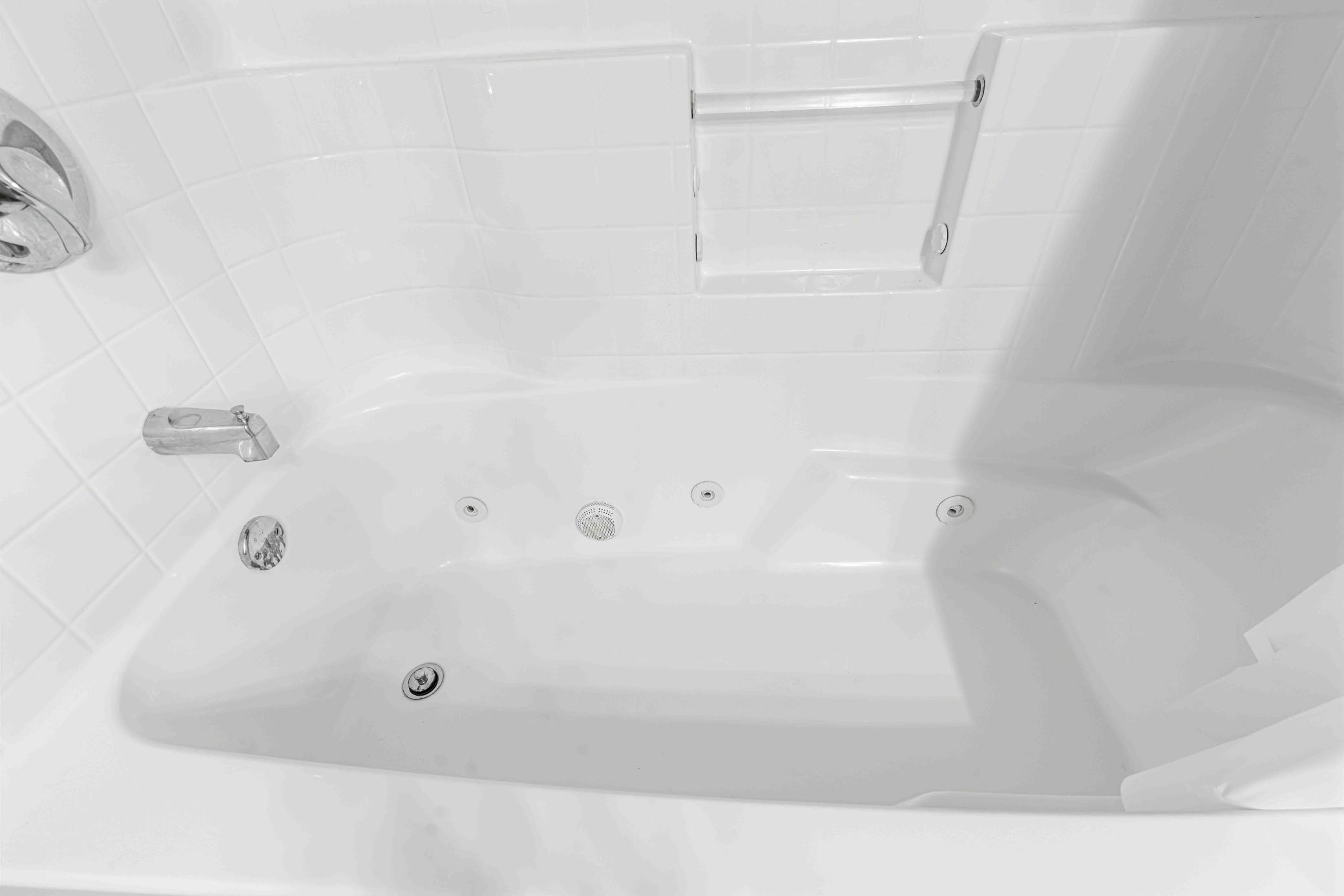 Jacuzzi Tub