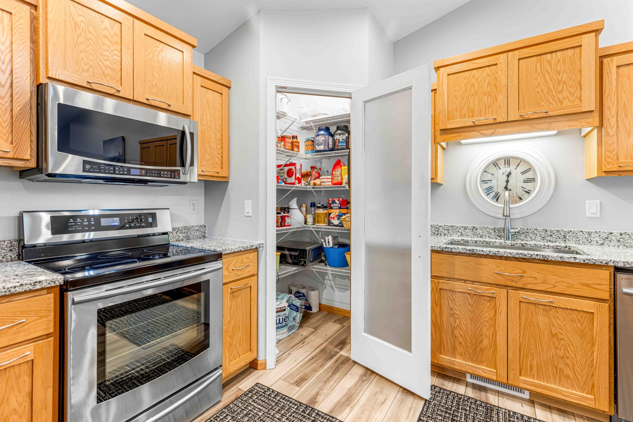 Kitchen Pantry