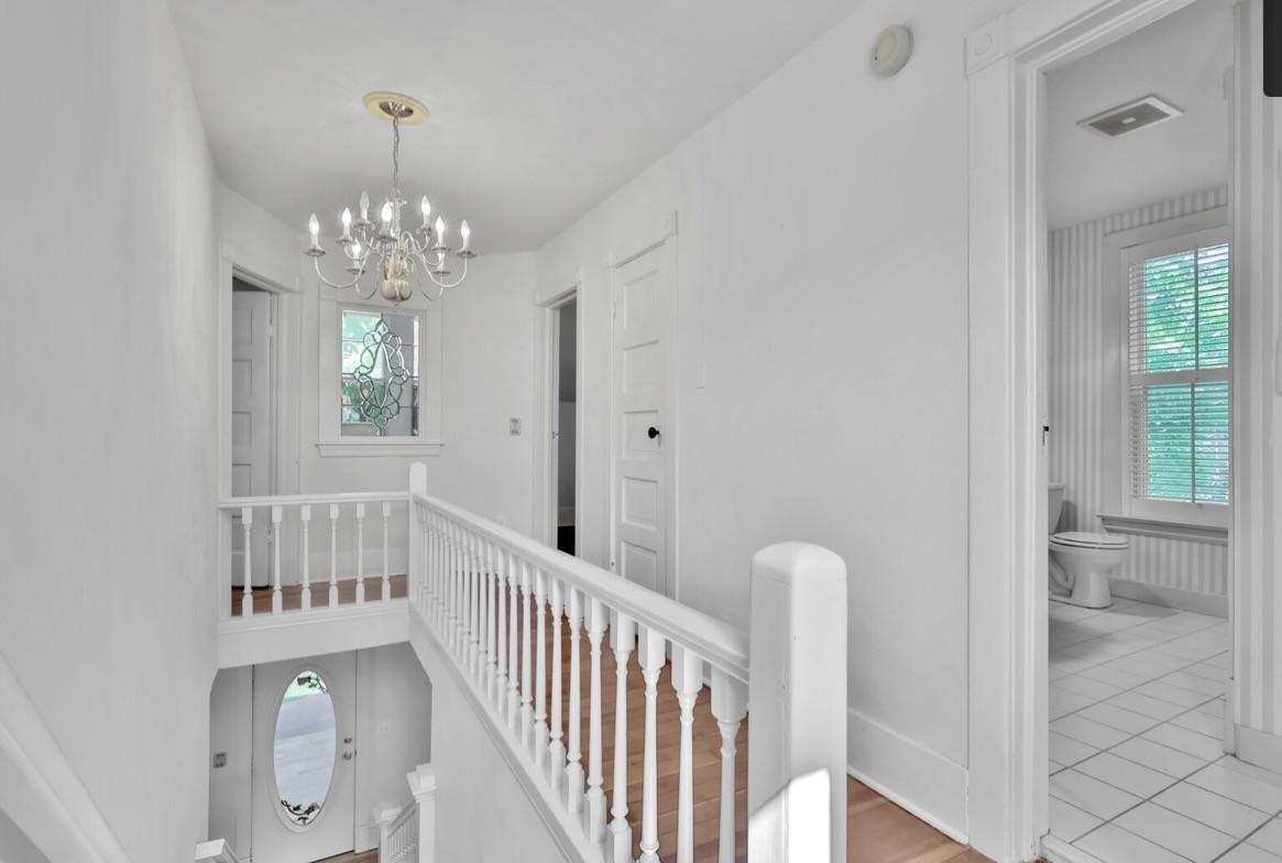 Upper level