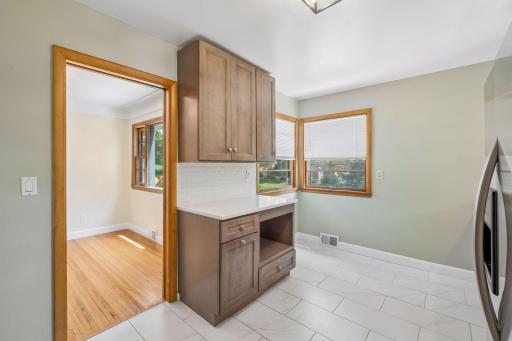 2670 Regent Avenue N, Minneapolis, MN 55422