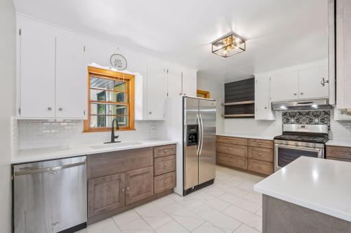2670 Regent Avenue N, Minneapolis, MN 55422