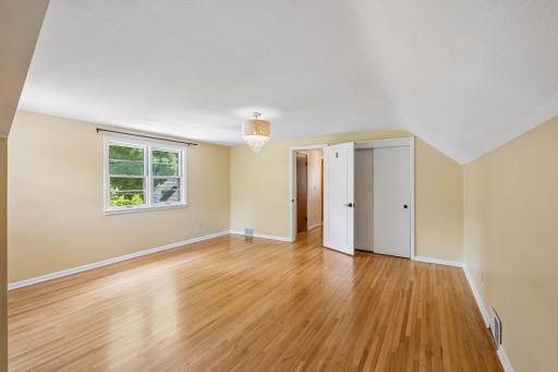 2670 Regent Avenue N, Minneapolis, MN 55422