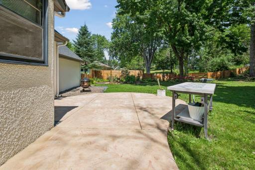 2670 Regent Avenue N, Minneapolis, MN 55422
