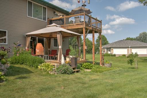 300 101st Court NE, Blaine, MN 55434