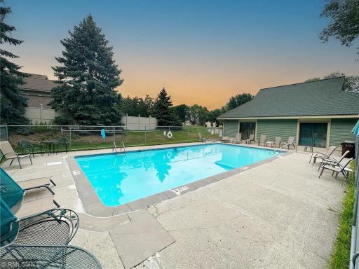 15735 26th Avenue N, B, Minneapolis, MN 55447