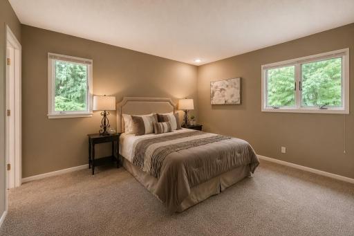 8750 Queensland Lane N, Maple Grove, MN 55311
