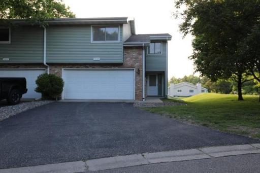 18300 Creeks Bend Drive, Minnetonka, MN 55345