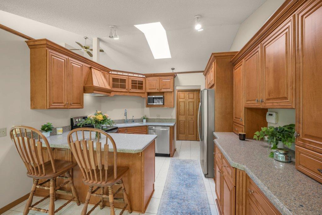Newer Stainless Steel Appliances.