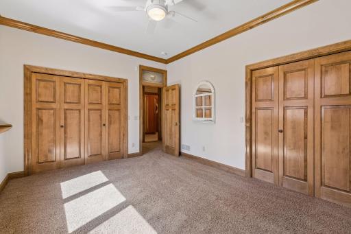 17738 Landmark Court, Lakeville, MN 55044