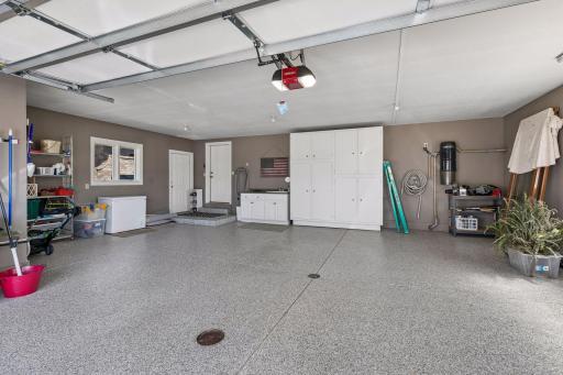 17738 Landmark Court, Lakeville, MN 55044