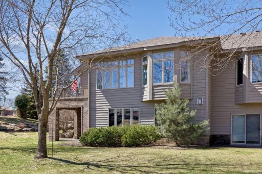 17738 Landmark Court, Lakeville, MN 55044