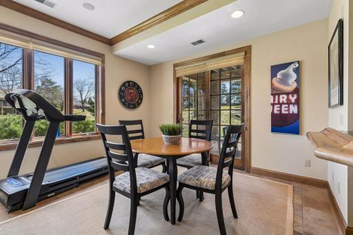 17738 Landmark Court, Lakeville, MN 55044