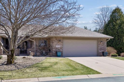 17738 Landmark Court, Lakeville, MN 55044